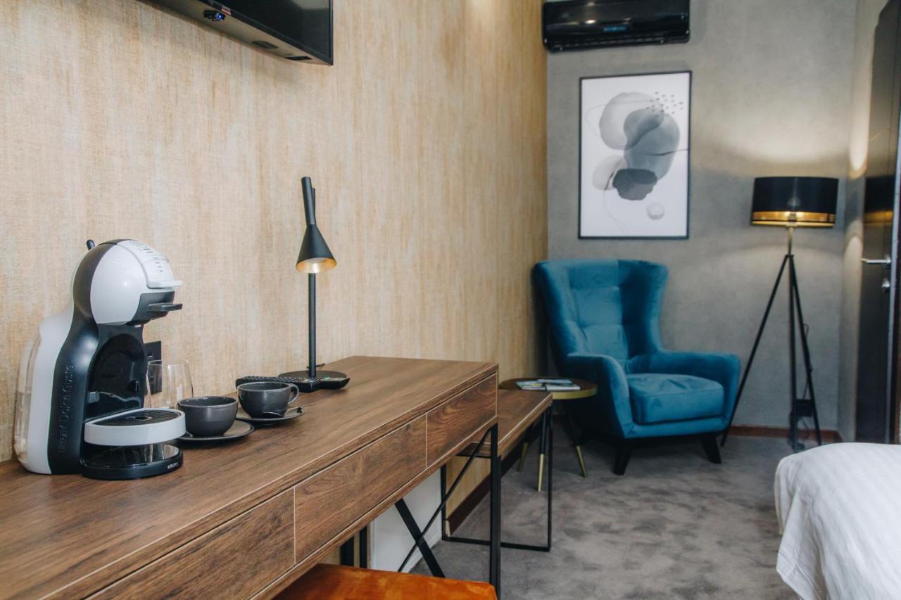 Boutique Luxury Apartments Kragujevac Buitenkant foto