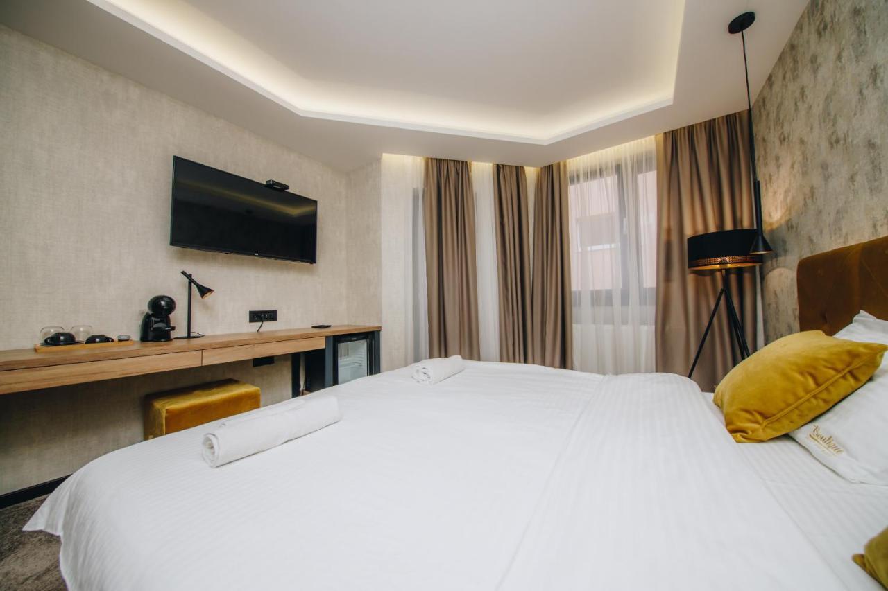 Boutique Luxury Apartments Kragujevac Buitenkant foto