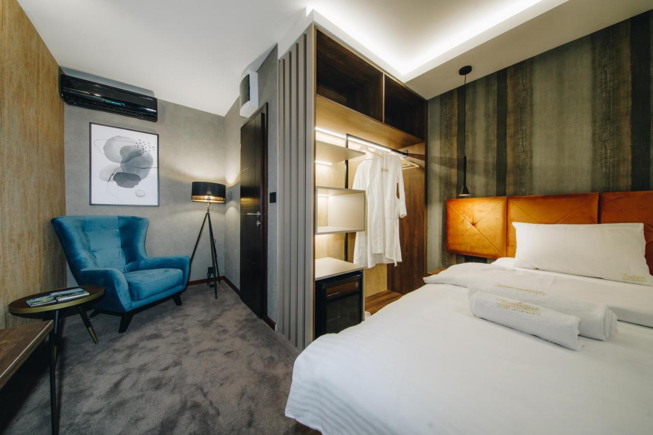 Boutique Luxury Apartments Kragujevac Buitenkant foto