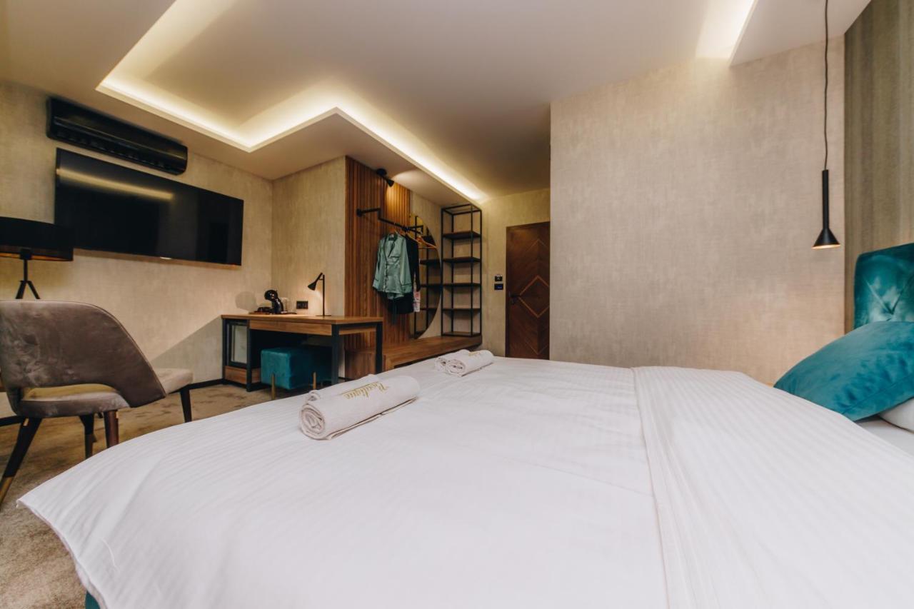 Boutique Luxury Apartments Kragujevac Buitenkant foto