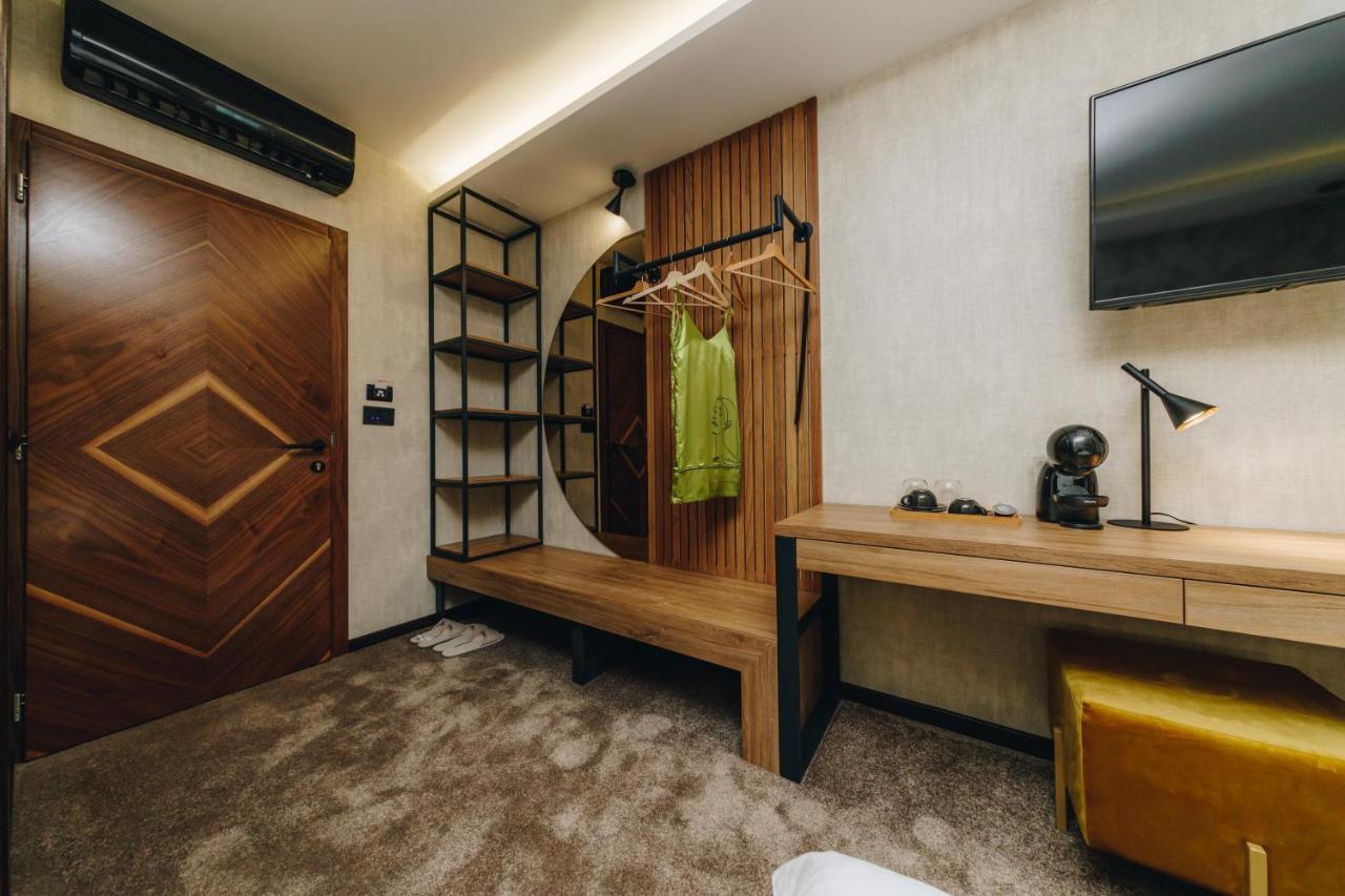Boutique Luxury Apartments Kragujevac Buitenkant foto