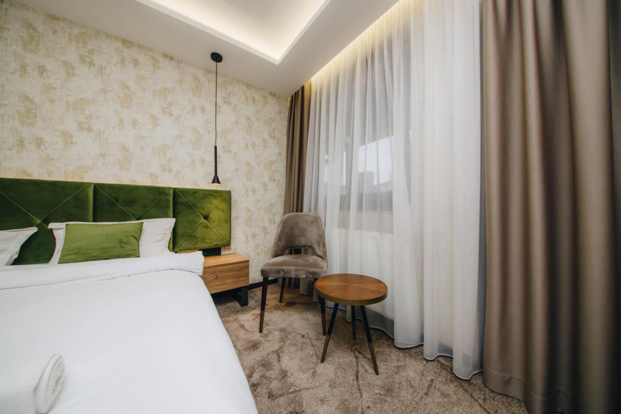 Boutique Luxury Apartments Kragujevac Buitenkant foto