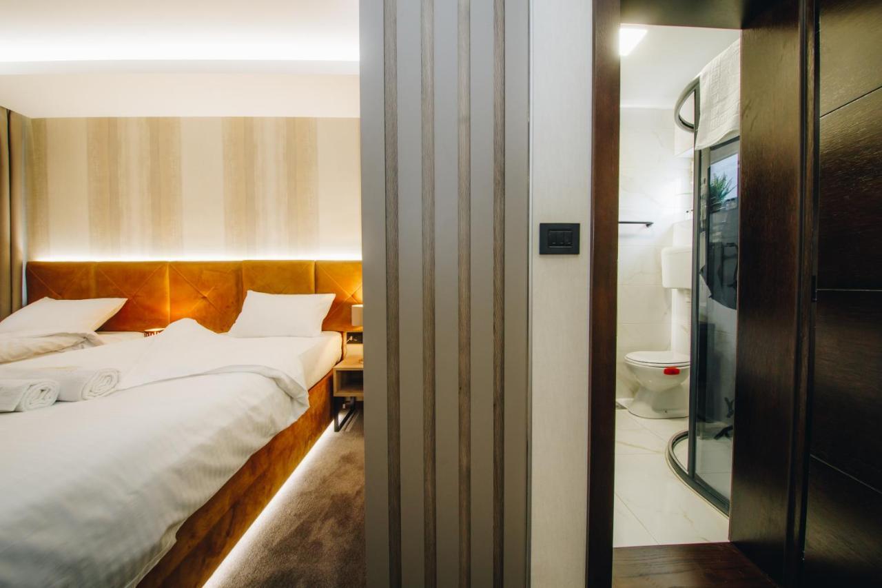 Boutique Luxury Apartments Kragujevac Buitenkant foto