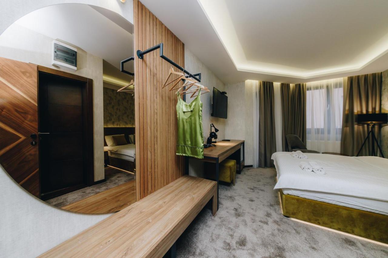 Boutique Luxury Apartments Kragujevac Buitenkant foto