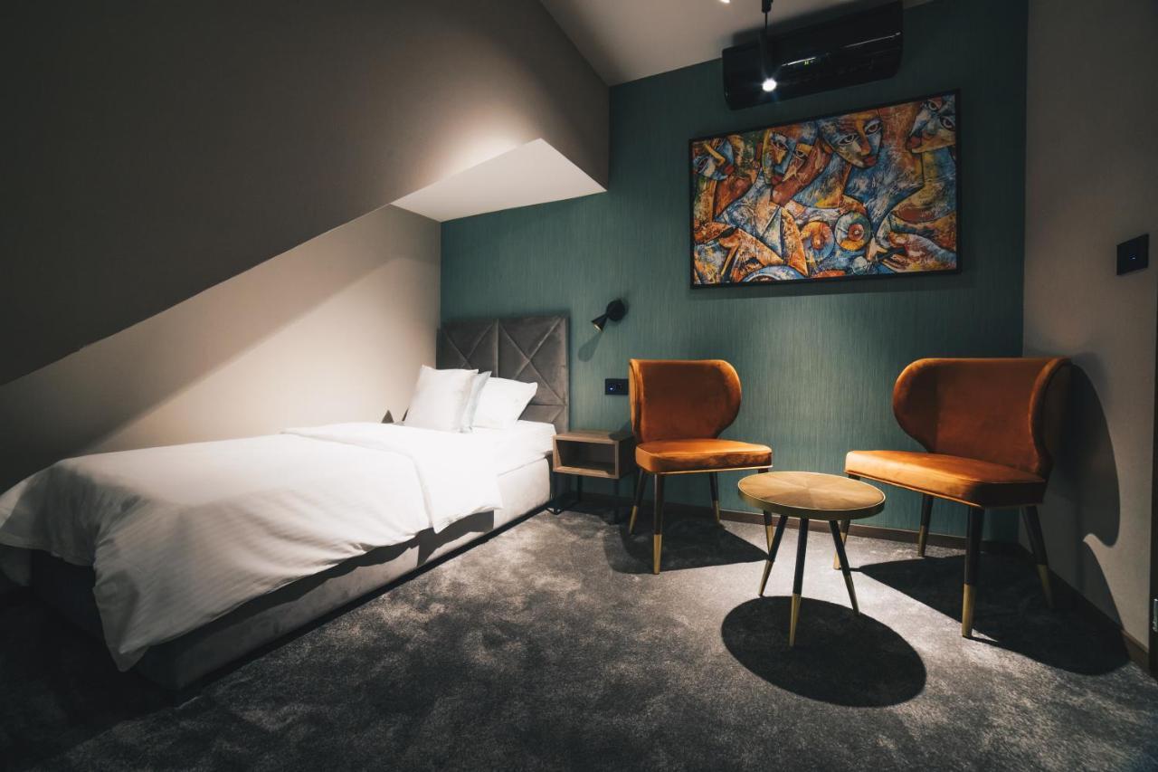 Boutique Luxury Apartments Kragujevac Buitenkant foto